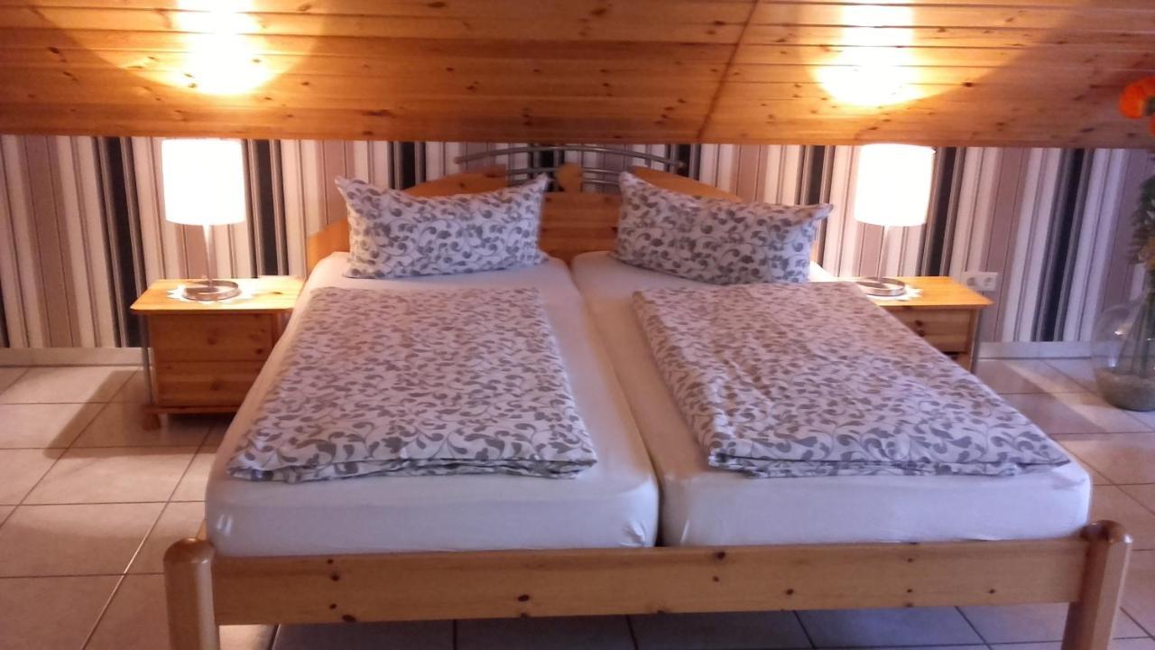 Gaestehaus Moselblick Trittenheim Kültér fotó