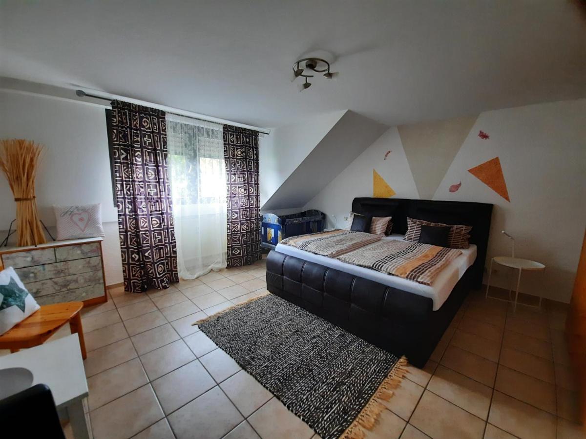 Gaestehaus Moselblick Trittenheim Kültér fotó
